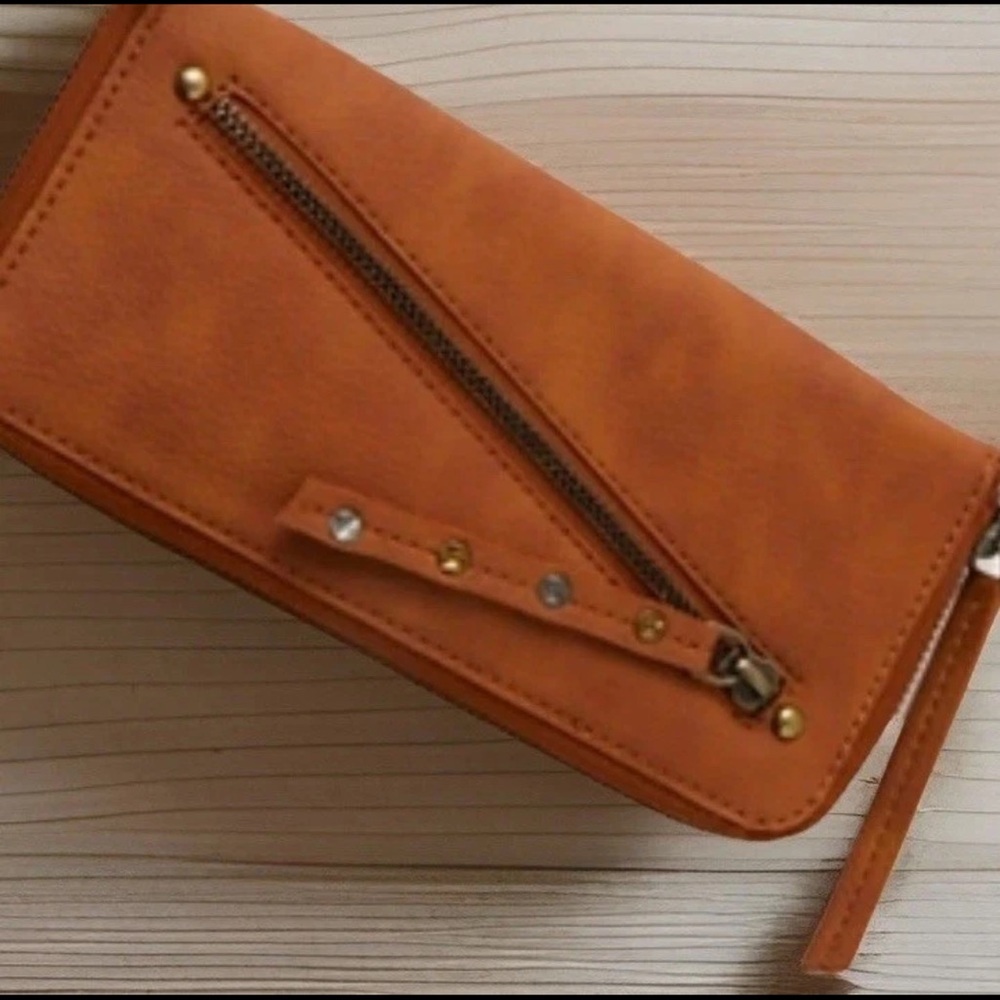 FREE PEOPLE Wallet Womens Studded Tan Vegan Zip Around Checkbook Wristlet NWT